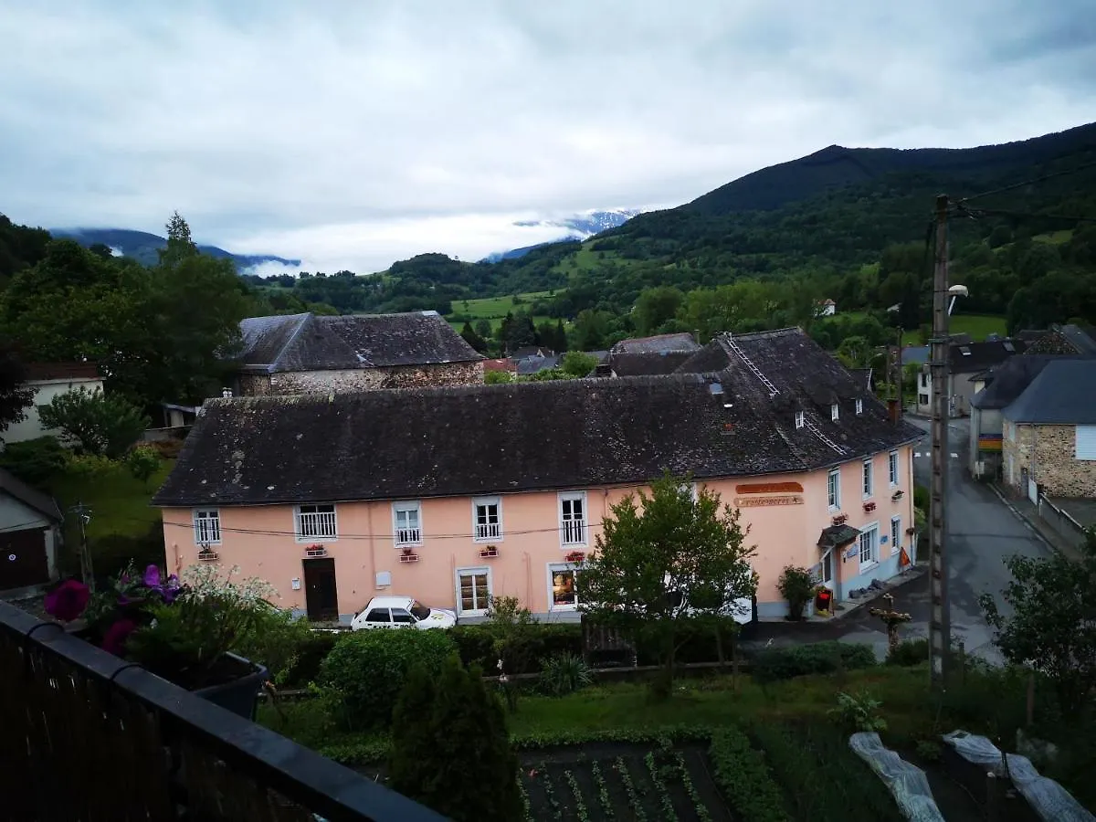 Chambres D'Hotes La Terrasse D'Argein